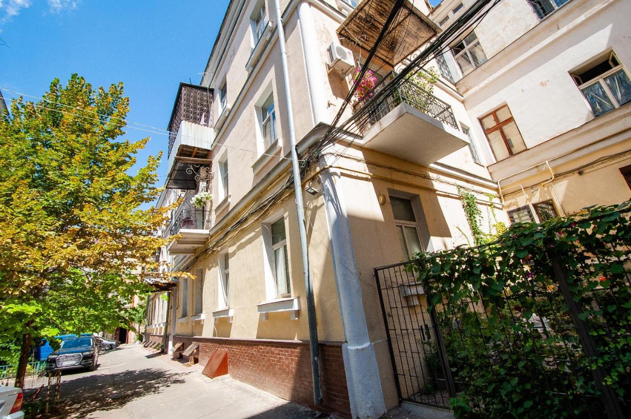 Apartments On Chaykovskogo 16 Odessa Exteriör bild